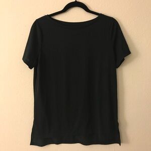 Under Armour T-shirt